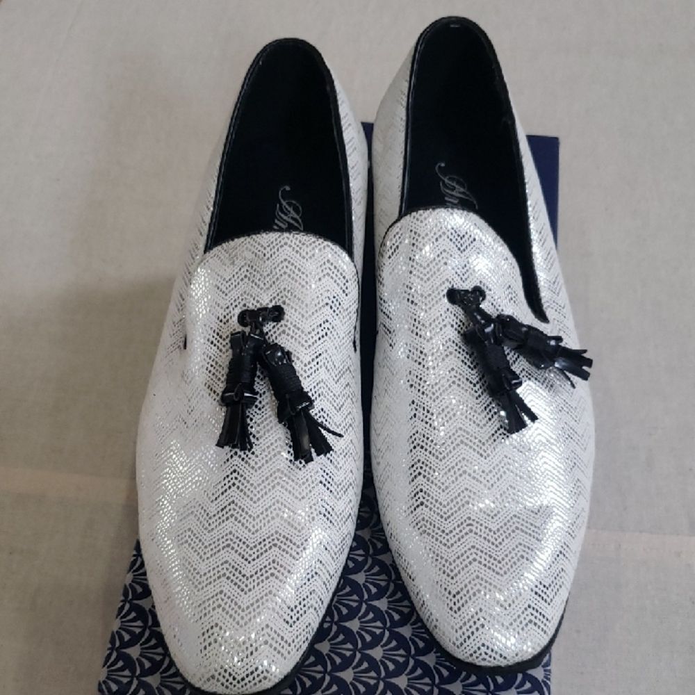 Elegant Silver White Loafers with Tassels Mens 12 Amali Empire Prom Formal Party